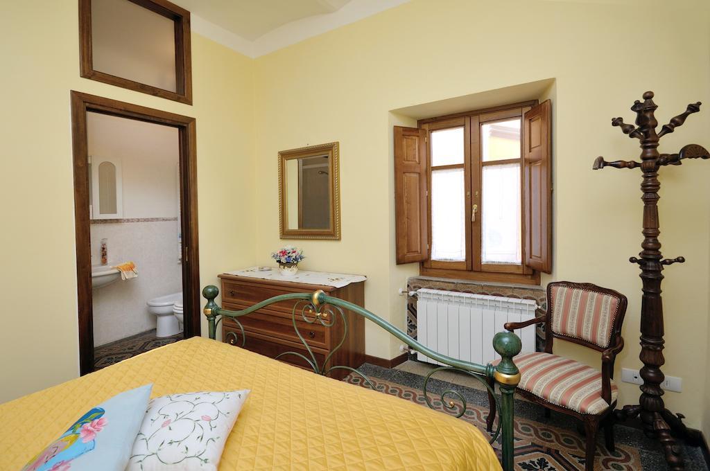 La Corte Arezzo Room photo